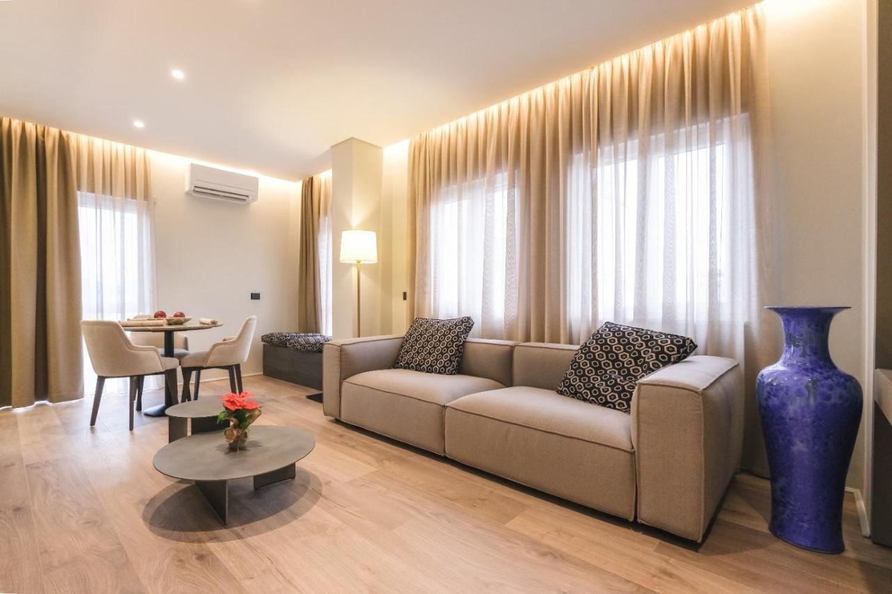 Two Steps Apartments Tirana Exterior foto